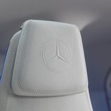 Mercedes Benz autonomous driving concept - reposacabezas