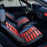 Ferrari 288 GTO - interior