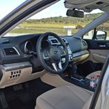 Contacto: Subaru Outback 2015 - Interior
