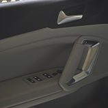Prueba - Peugeot 308 SW: Detalle guarnecido de puerta