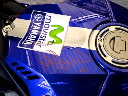 Consigue una Yamaha réplica de Valentino Rossi
