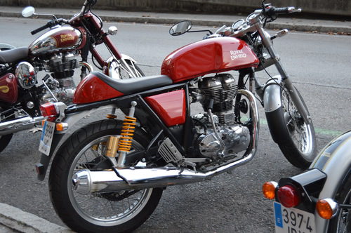 Royal Enfield Continental GT - lateral