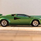 Lamborghini Countach LP400S Verde - side