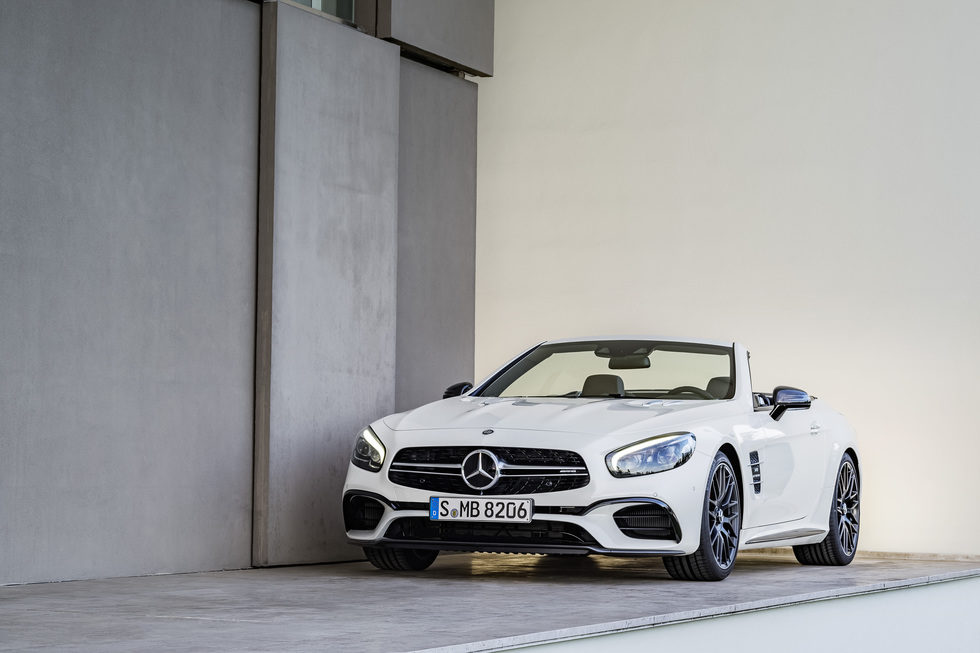 Mercedes-Benz SL 2016 - front