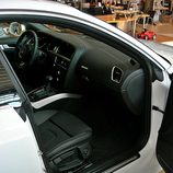 Audi A5 Sportback: Detalle acceso al lado del pasajero