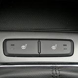 Kia Optima: Detalle de los mandos de la calefacción en los asientos