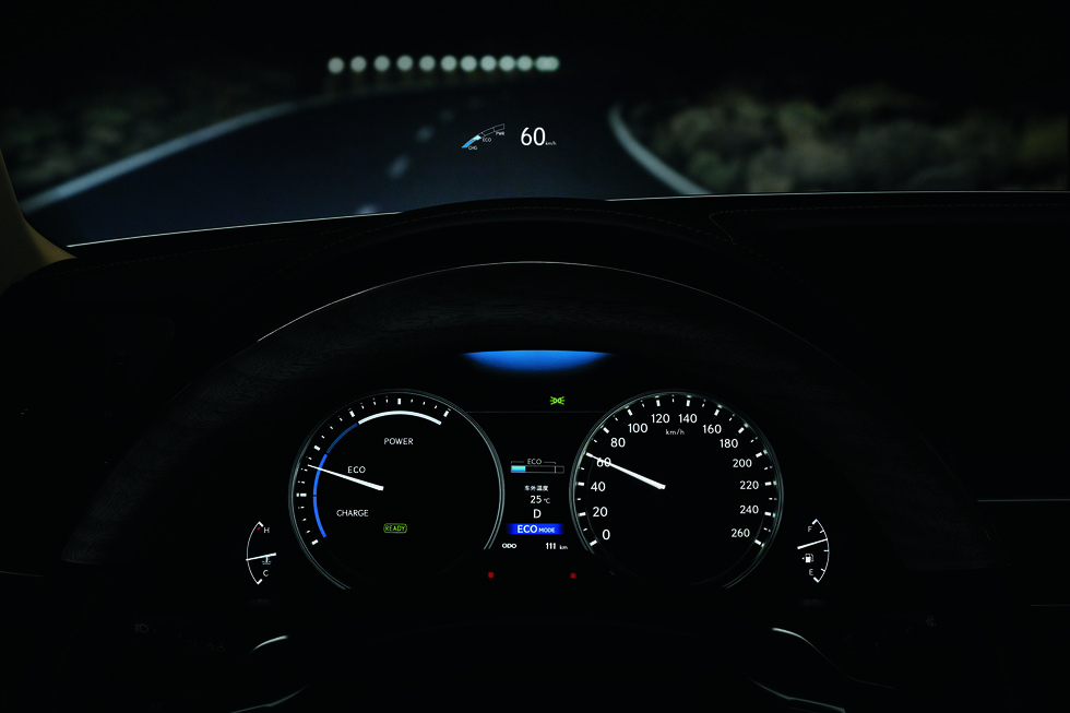 Lexus GS 300h, head-up display nocturno