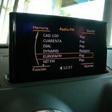 Audi A3 Sedan: Detalle pantalla escamoteable