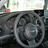 Audi A3 Sedan: Pantalla MMI desplegada
