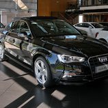 Audi A3 Sedan: Vista frontal derecha