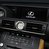 Lexus RC coupé interior 006