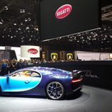 Bugatti chiron directo - lateral