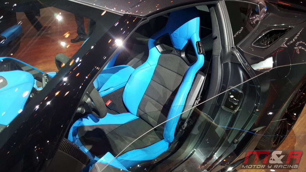 Corvette grand sport - asientos azules
