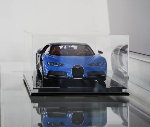 Boutique Bugatti Munich 2016 - azul
