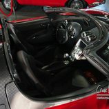 Habitáculo negro del Koenigsegg CCX