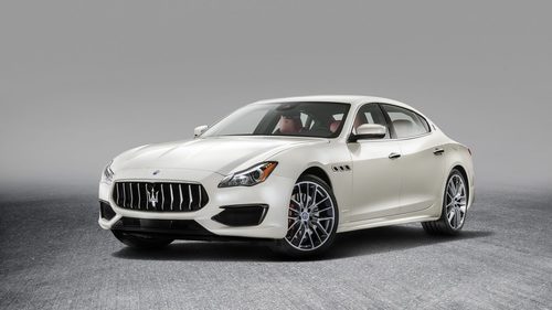 Capó blanco del Maserati SQ4