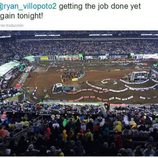 Aventuras Casey Stoner - viendo a Ryan Villopoto en Supercross