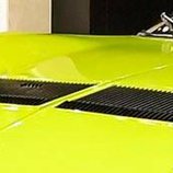 La interesante restauración de un Lamborghini Miura P400 y un Countach LP400