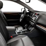 Subaru Legacy 2015 versión USA 006