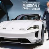 Se avecina el estreno del Porsche Mission E Cross Turismo