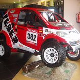 Smart Buggy Dakar 2013 - Exposición tres cuartos primer plano