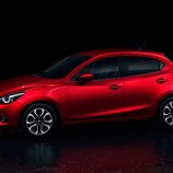 Mazda 2 2015 - Detalle fronto-lateral