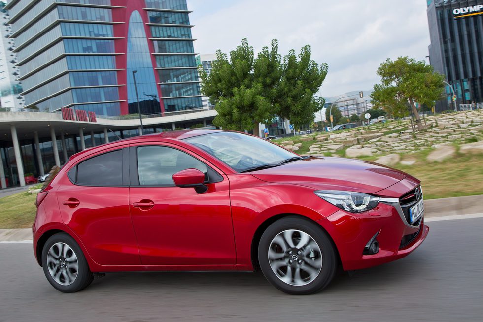 Nuevo Mazda 2 - Galería en Motor y Racing