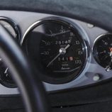 Ferrari Dino 246 GT ex-Elton John - detalle cuentakilómetros