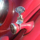 Ford V8 - emblema