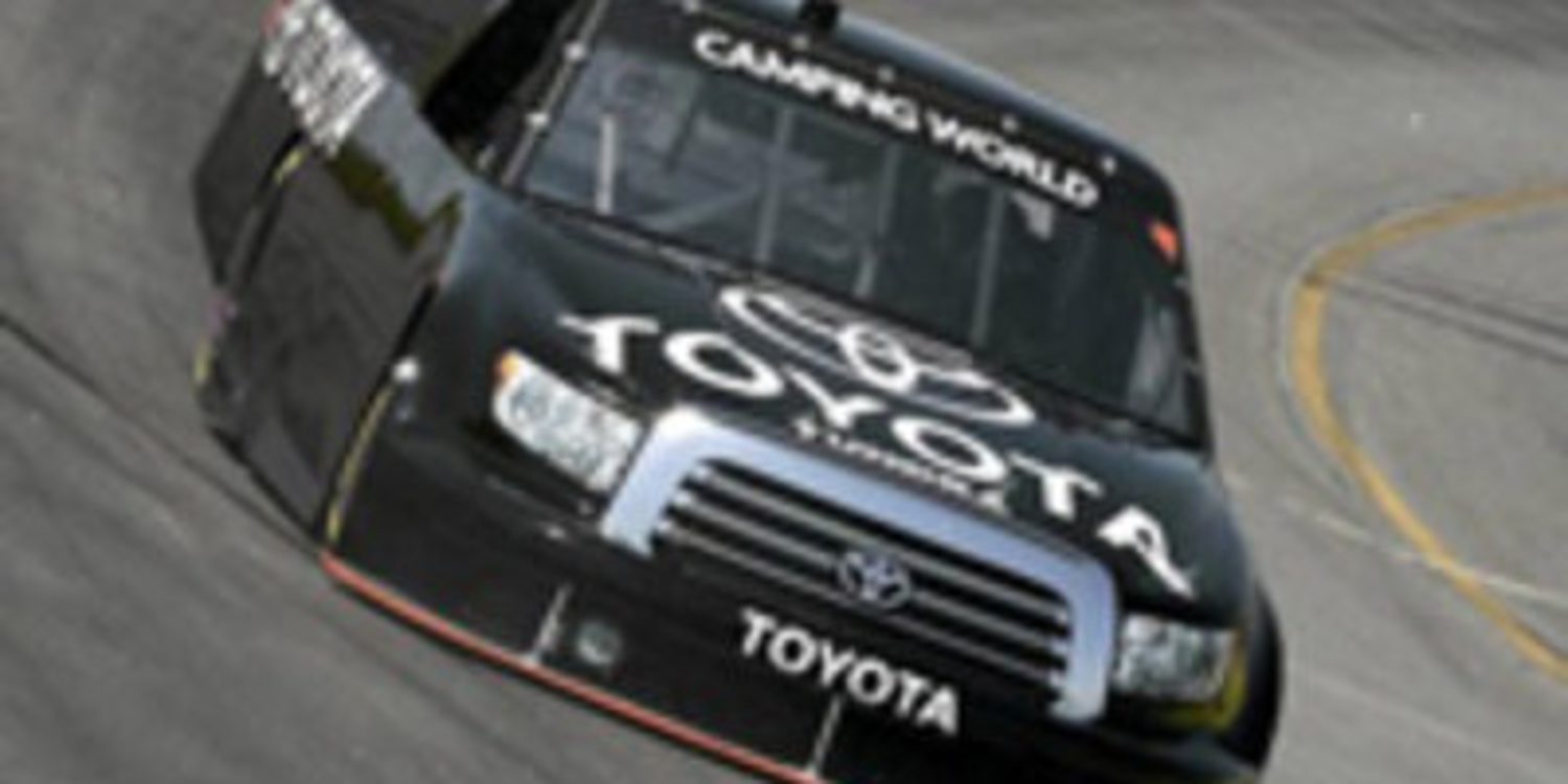 Raikkonen ya ha realizado la primera prueba con el Toyota Tundra de la NASCAR