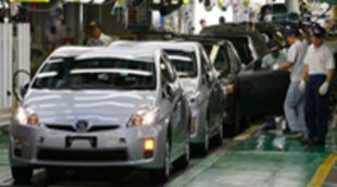 Las fábricas japonesas de automóviles solo producen a la mitad de su capacidad