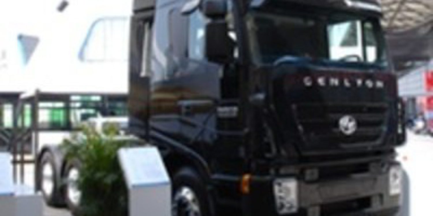 Iveco también expone sus camiones en Shangai