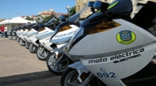 La eléctrica Vectrix, la moto de los cuerpos de seguridad españoles