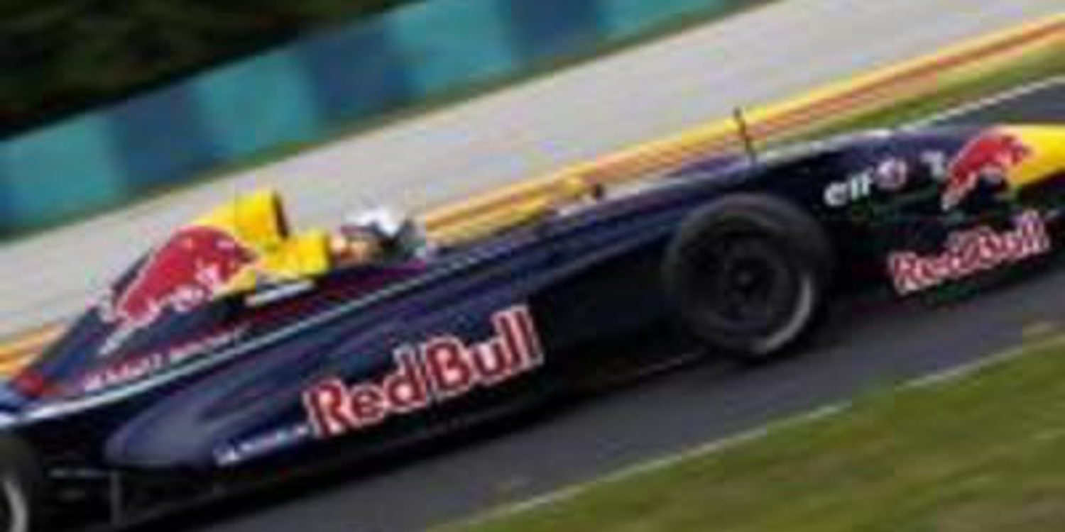 Octavo puesto para Sainz Jr., condicionado por una mala clasificación