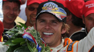 Dan Wheldon muere tras un grave accidente en la IndyCar
