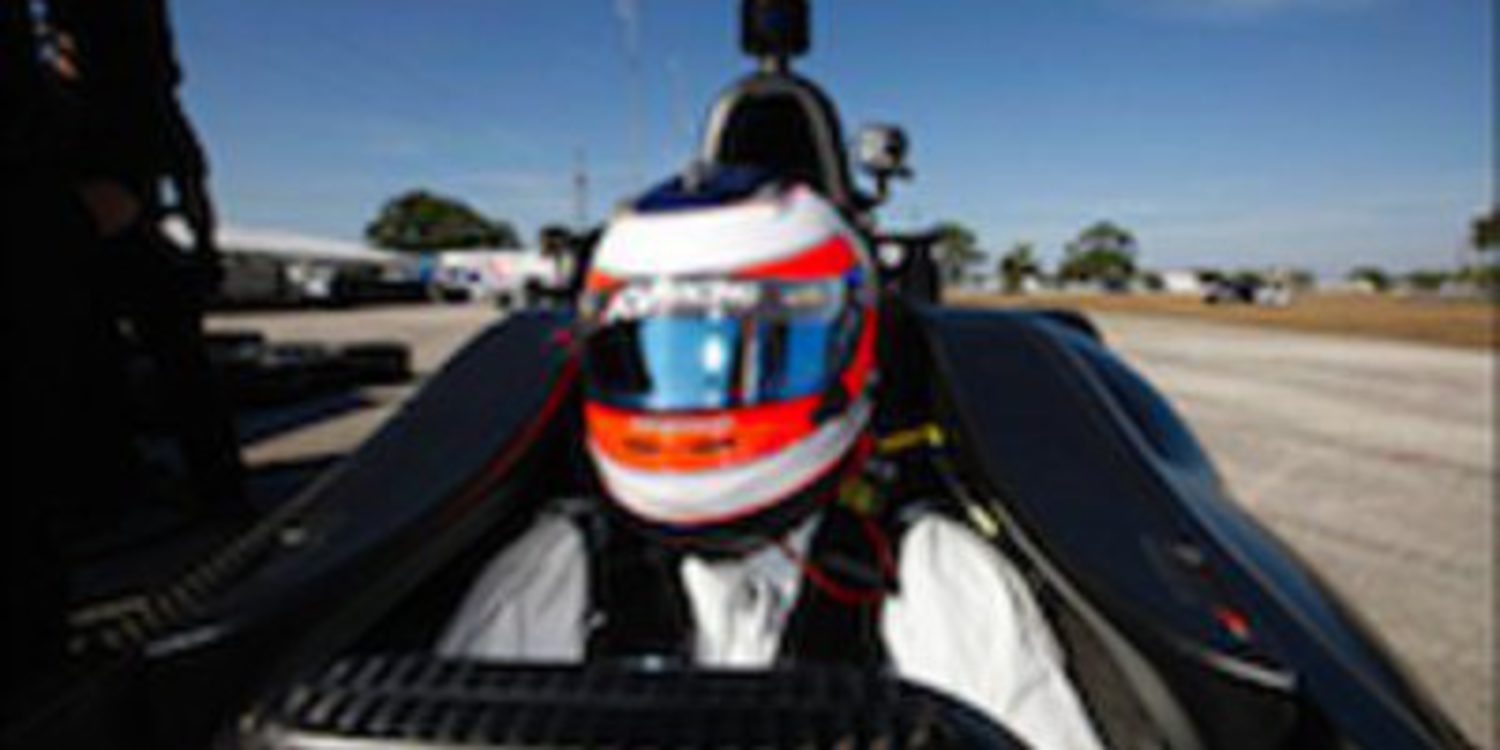 Rubens Barrichello está muy cerca de firmar con KV Racing en IndyCar