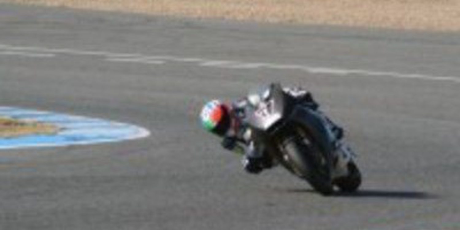 Claudio Corti se despide de Jerez mandando en Moto2