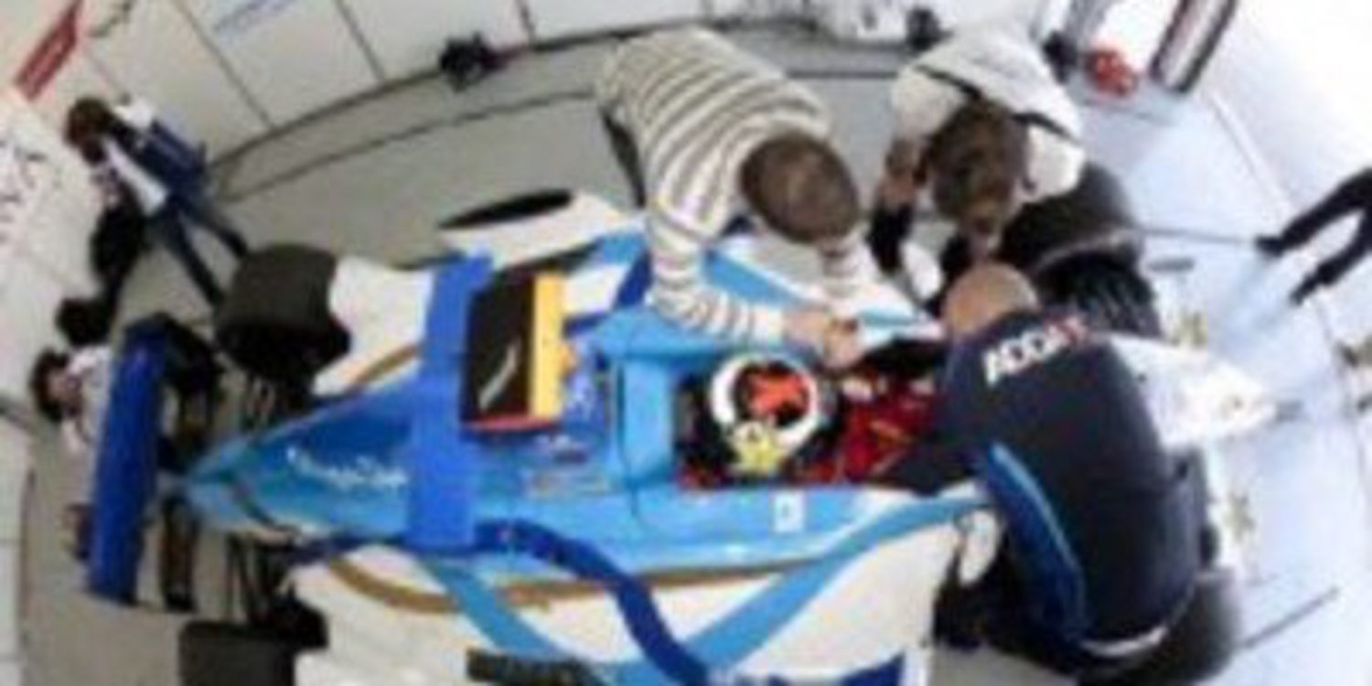 Jorge Lorenzo prueba un GP2 de Addax en Cheste