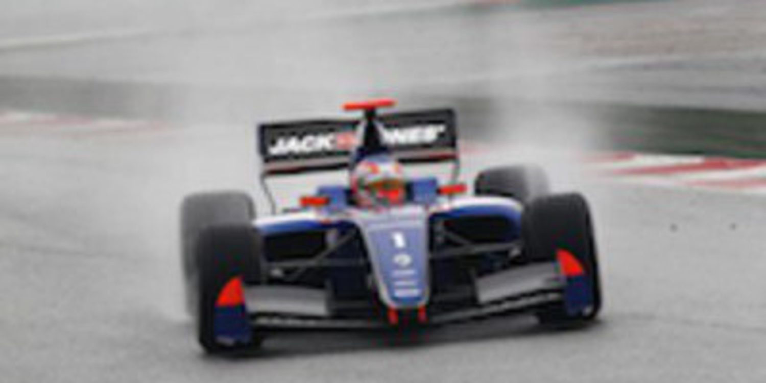 Kevin Magnussen domina los test de Fórmula Renault 3.5 con condiciones cambiantes en Barcelona