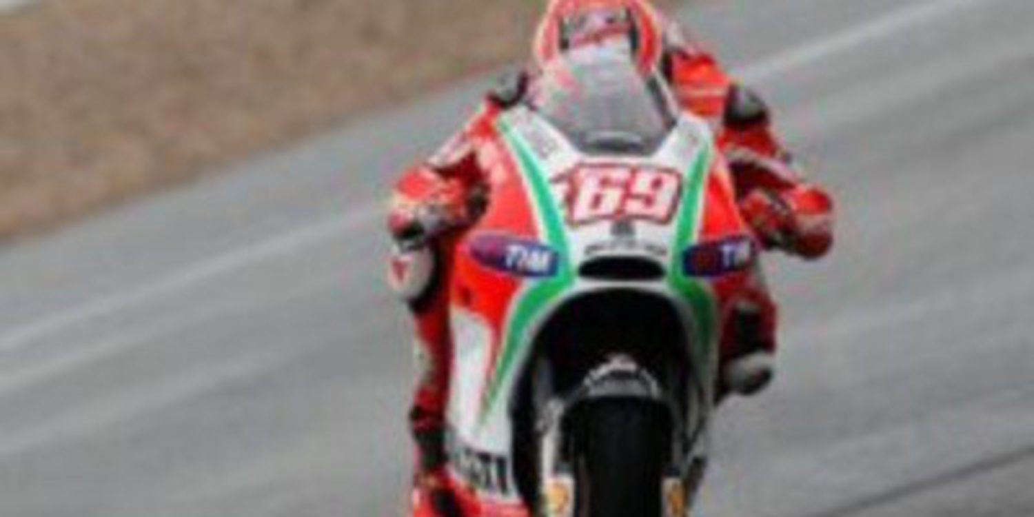 La lluvia paraliza el primer día de test de Ducati en Mugello