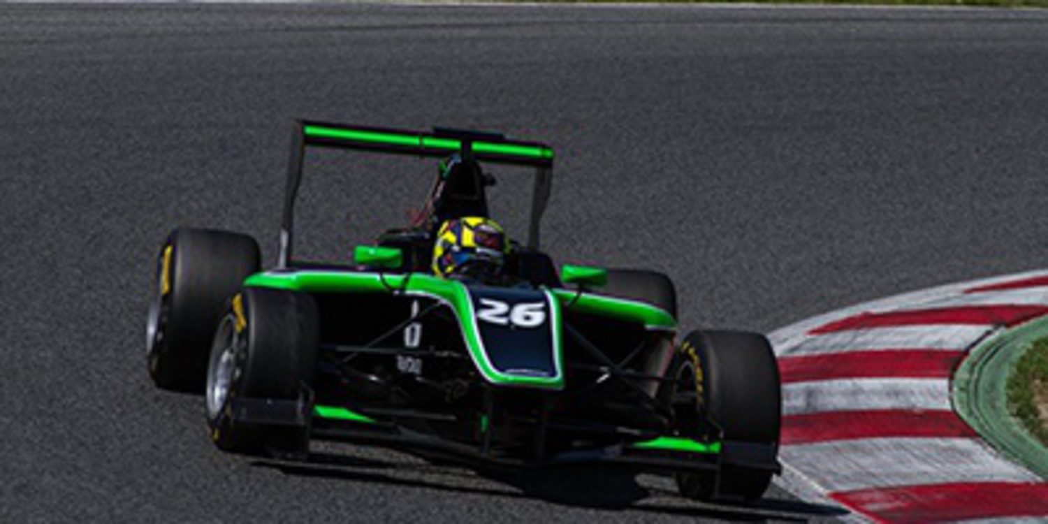 Nick Yelloly lidera el primer día de test GP3 en Montmeló