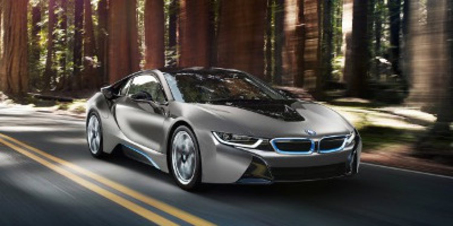 BMW i8 subastado en Pebble Beach por 825.000 dólares