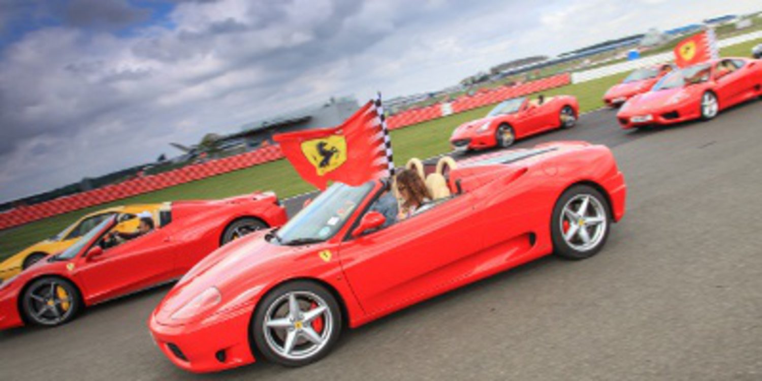 Espectacular concentración en los Ferrari Racing Days en Silverstone