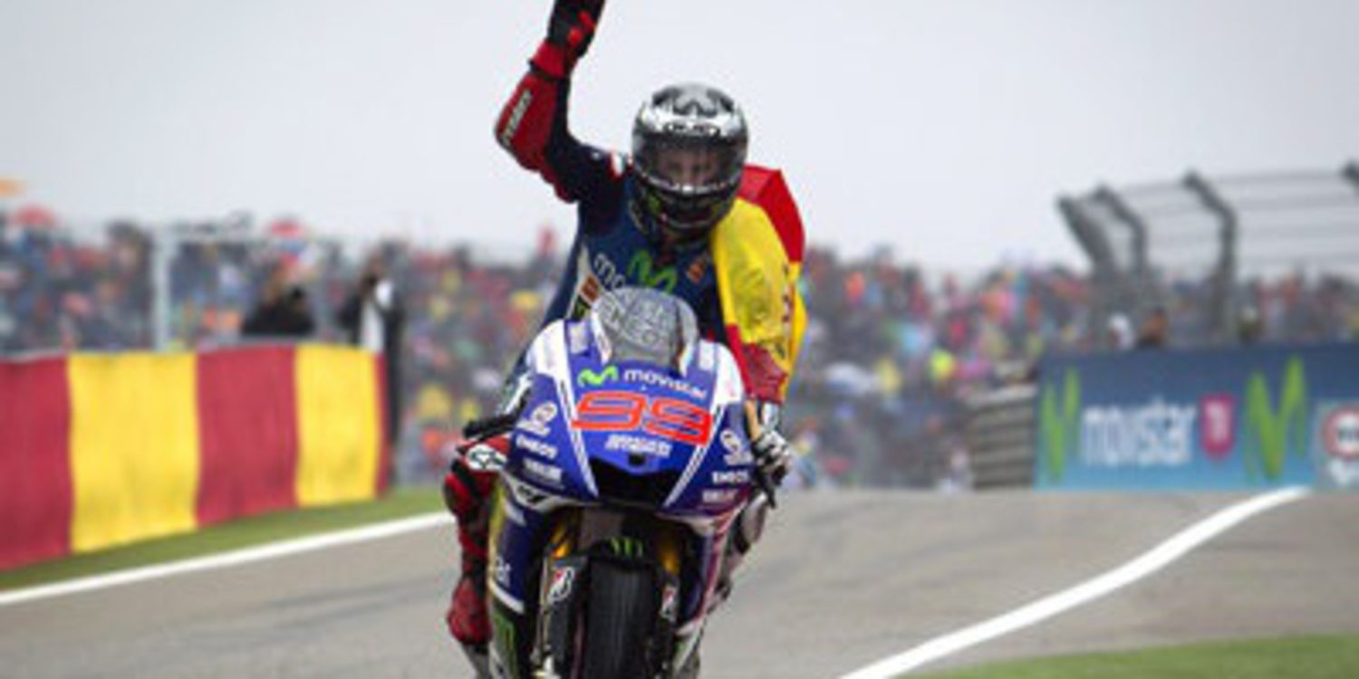 Jorge Lorenzo gana en Motorland con primer podio de Aleix Espargaró