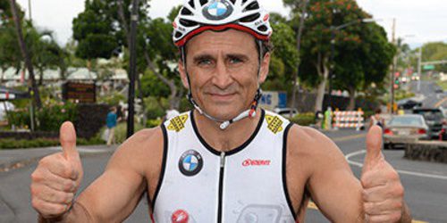 Alessandro Zanardi completa su primer triatlón en Hawaii