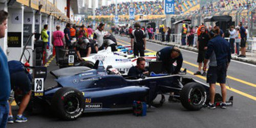 Felix Rosenqvist se anota el FP2 de F3 en el GP de Macao