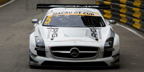 Maro Engel consigue la victoria en la Macao GT Cup