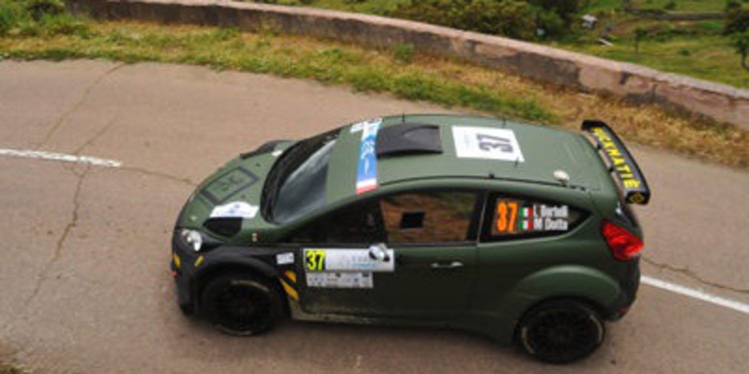 Lorenzo Bertelli con un Fiesta RS WRC y apoyo de Pirelli