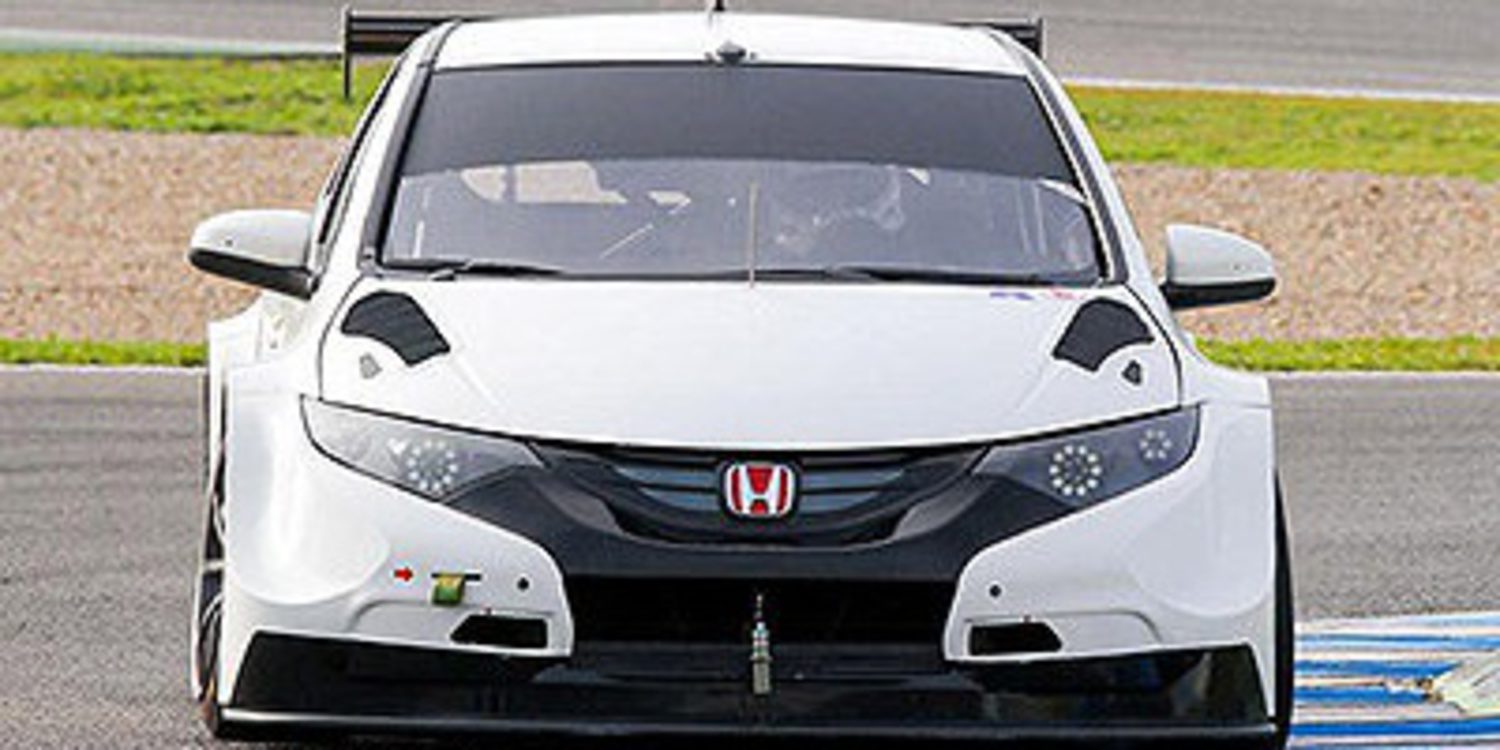 El equipo Honda prueba en Jerez