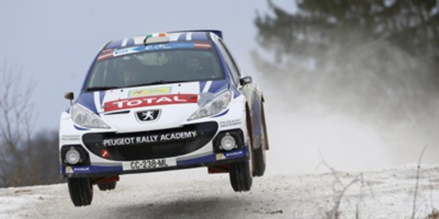 Craig Breen y Peugeot se reparten entre ERC y WRC2